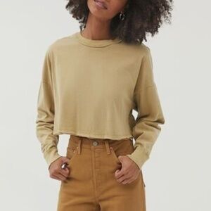 URBAN OUTFITTERS-BDG Astrid Oversized Long Sleeve Cropped Tee